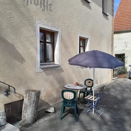 Residieren Im Palais Schlossle Im Ries * Funfstetten