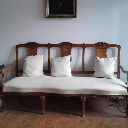 Residieren Im Palais Schlossle Im Ries Funfstetten